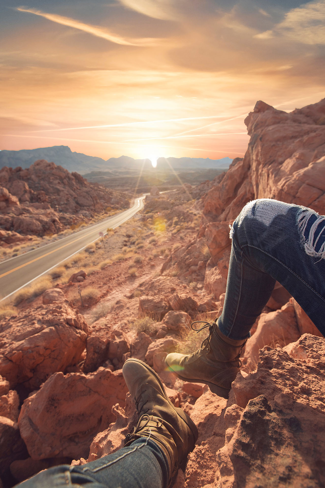 Tips for girls when traveling alone
