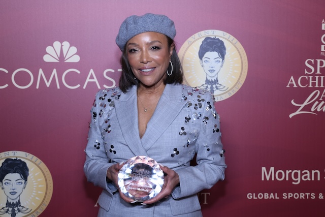 Lynn Whitfield Receives Legacy Award in Los Angeles